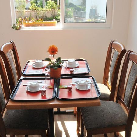 Hotel Les Rosiers 라로셸 외부 사진