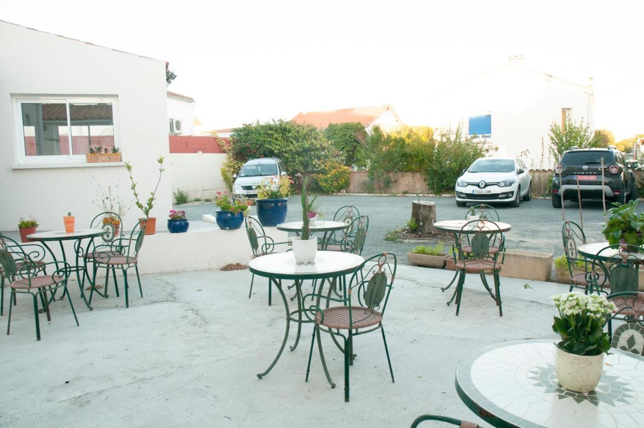 Hotel Les Rosiers 라로셸 외부 사진